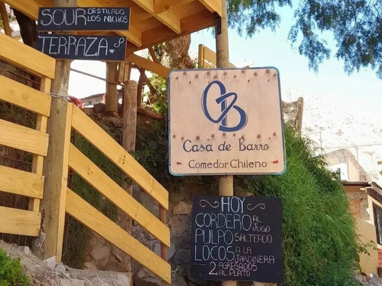 casa de barro restaurante 02 768x576